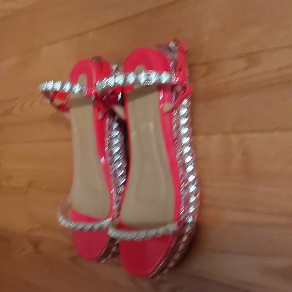 CHRISTIAN LOUBOUTIN PIRA RYAD SANDAL SIZE 42 ( BUT CHECK MEASUREMENTS FIRST) - Picture 2 of 9